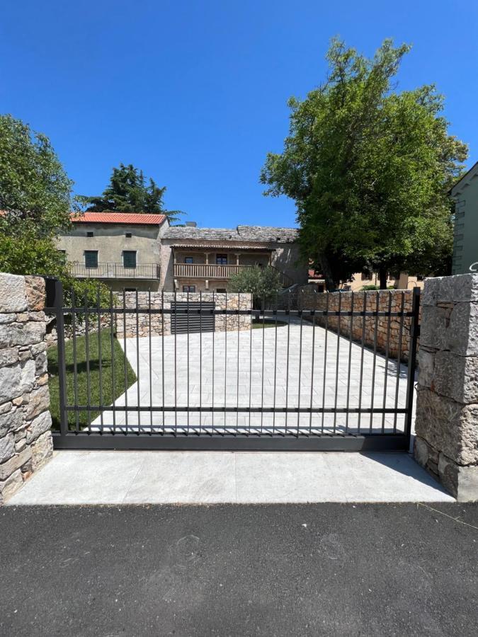 Appartamenti Minerva San Pelagio Exterior photo