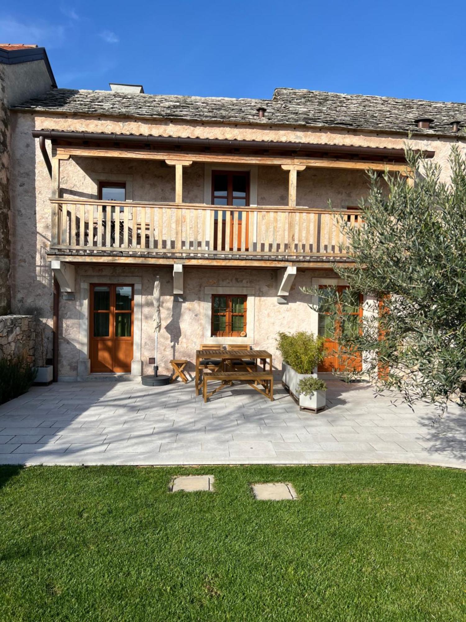 Appartamenti Minerva San Pelagio Exterior photo